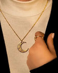 Inna Ma’al Usri Yusra Crescent Moon Necklace - Ergosalah - Ergonomic padded prayer mat for knee support