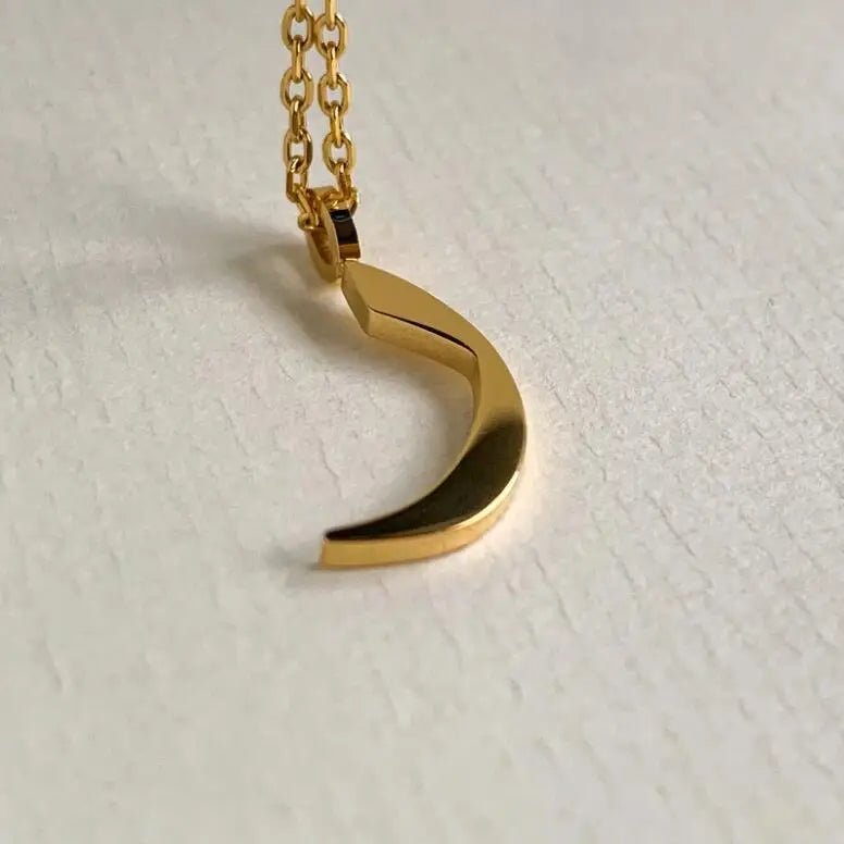 Custom Arabic Letter Necklace - Ergosalah - Ergonomic padded prayer mat for knee support