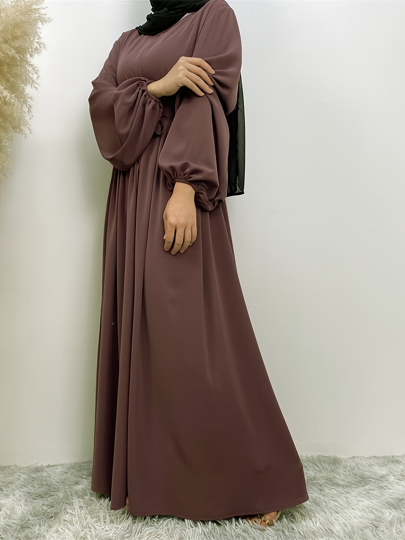 Elegant Long Sleeve Zipper Abaya - Ergosalah - Ergonomic padded prayer mat for knee support