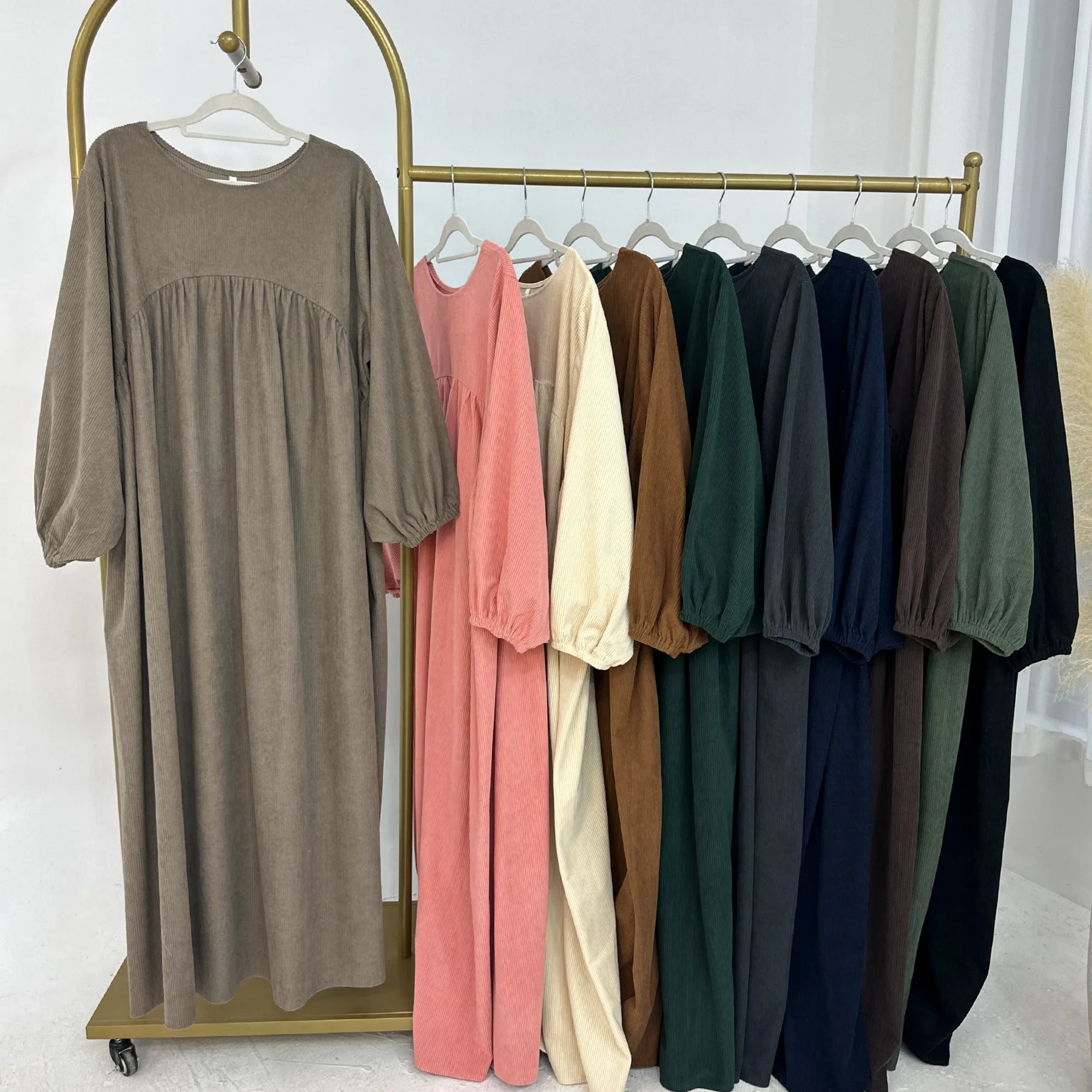 Elegant Warm Corduroy Abaya - Ergosalah - Ergonomic padded prayer mat for knee support