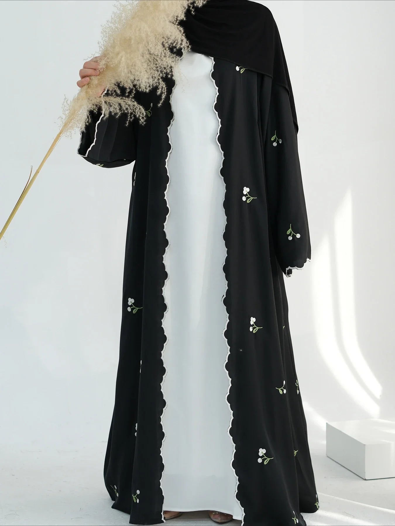 Embroidered Nida Open Abaya Cardigan - Ergosalah - Ergonomic padded prayer mat for knee support