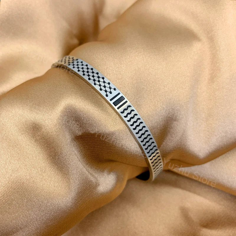 Keffiyeh Pattern Stainless Steel Cuff Bracelet Unisex - Ergosalah - Ergonomic padded prayer mat for knee support