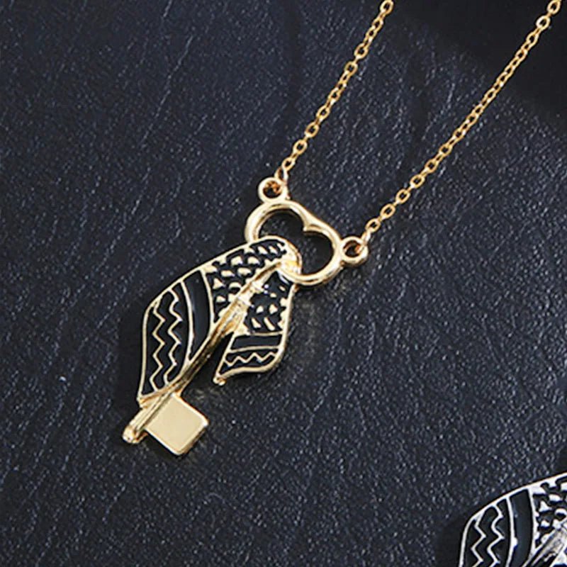 Keffiyeh Pendant Necklace - Ergosalah - Ergonomic padded prayer mat for knee support