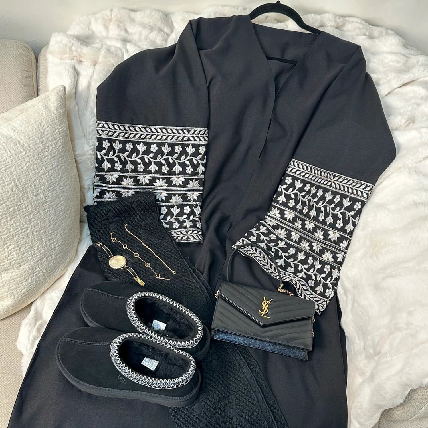 Open Linen Embroidered Abaya - Ergosalah - Ergonomic padded prayer mat for knee support