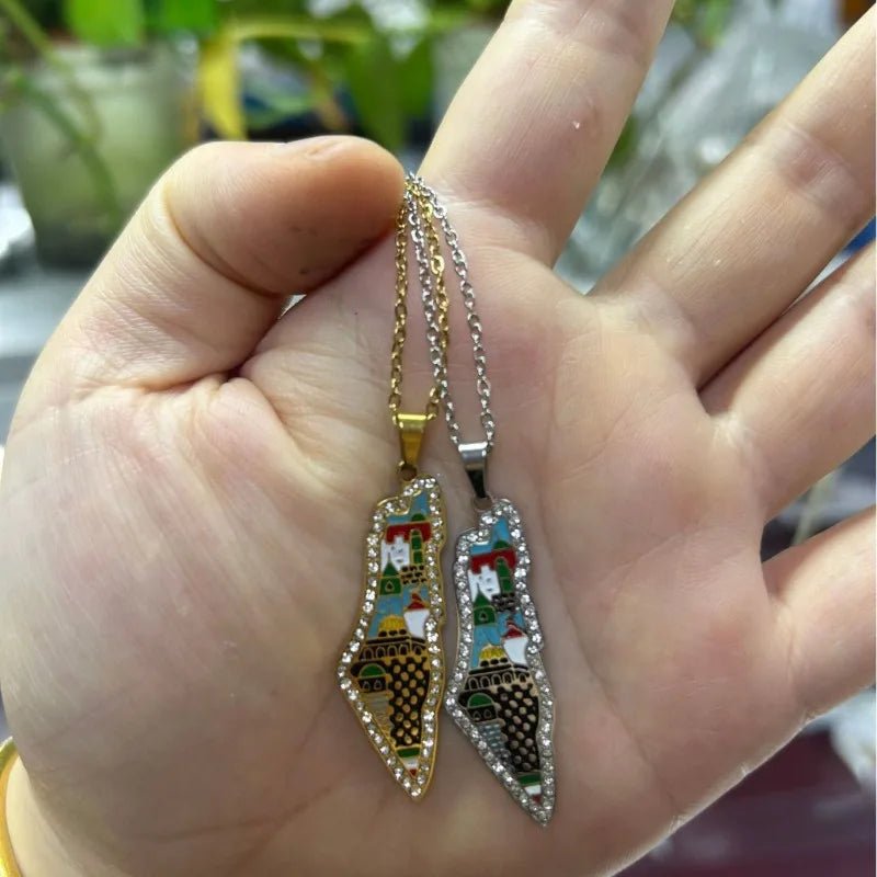 Palestine Kufiya Map Necklace - Ergosalah - Ergonomic padded prayer mat for knee support