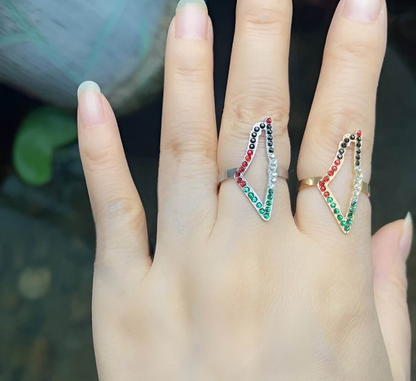 Palestine Map Rhinestone Ring - Ergosalah - Ergonomic padded prayer mat for knee support