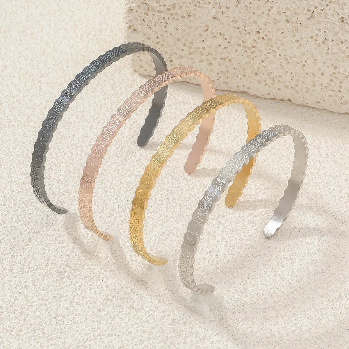 Unisex Ayatul Kursi Rippled Cuff - Ergosalah - Ergonomic padded prayer mat for knee support